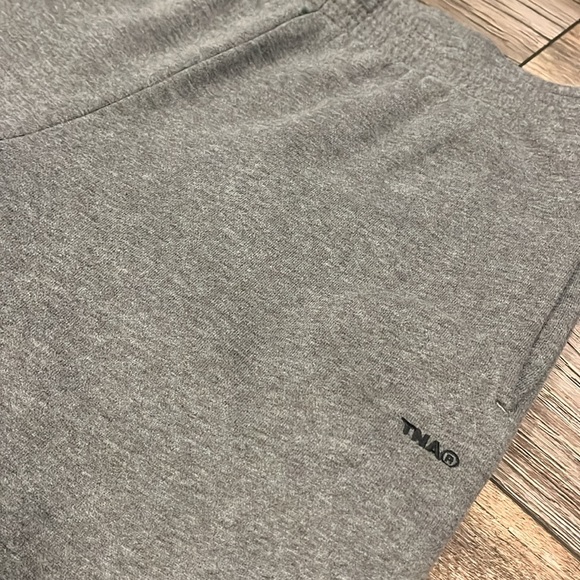 TNA sweat set - Picture 3 of 9